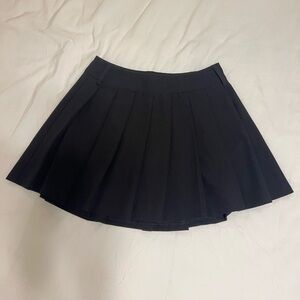 Poster Girl black pleated schoolgirl skirt S